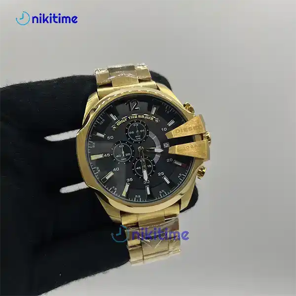 ساعت دیزل شاخدار طلایی صفحه مشکی کدDZ325