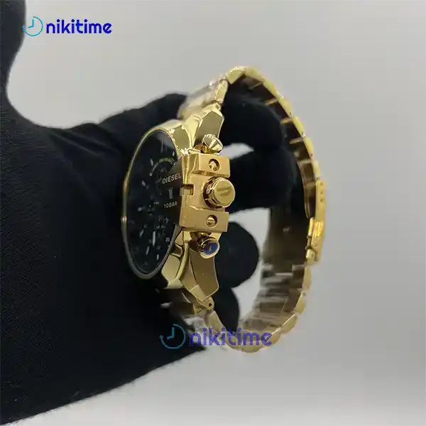 ساعت دیزل شاخدار طلایی صفحه مشکی کدDZ325